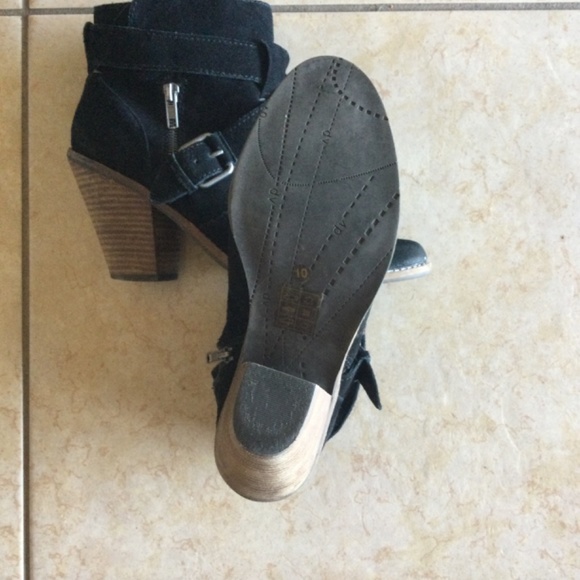Dolce vita black suede size 10 booties - Picture 2 of 4